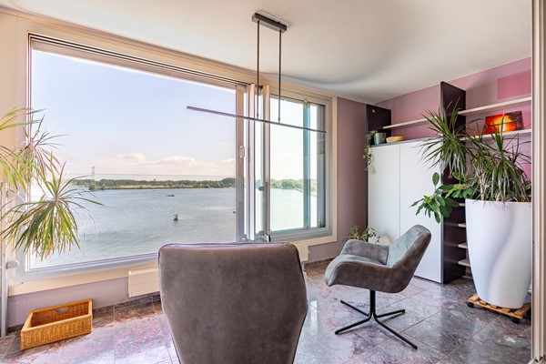 Medium property photo - Hengelostraat 114, 1324 GZ Almere